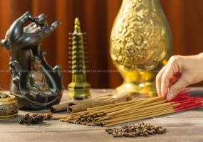 ĐINH HƯƠNG - NHANG THIÊN NHIÊN VỚI HƯƠNG THƠM TINH TẾ