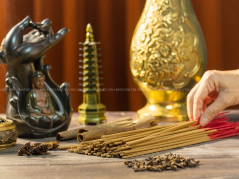 ĐINH HƯƠNG - NHANG THIÊN NHIÊN VỚI HƯƠNG THƠM TINH TẾ